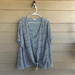 Pleione Floral Short Sleeve Top - Size 2X  Modest Casual